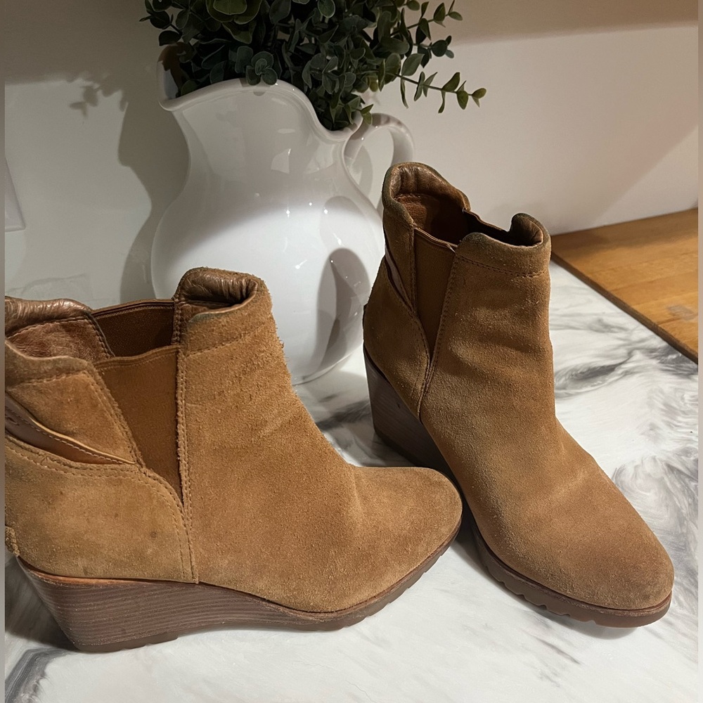 Sorel Joan Uptown Chelsea Wedge Boot